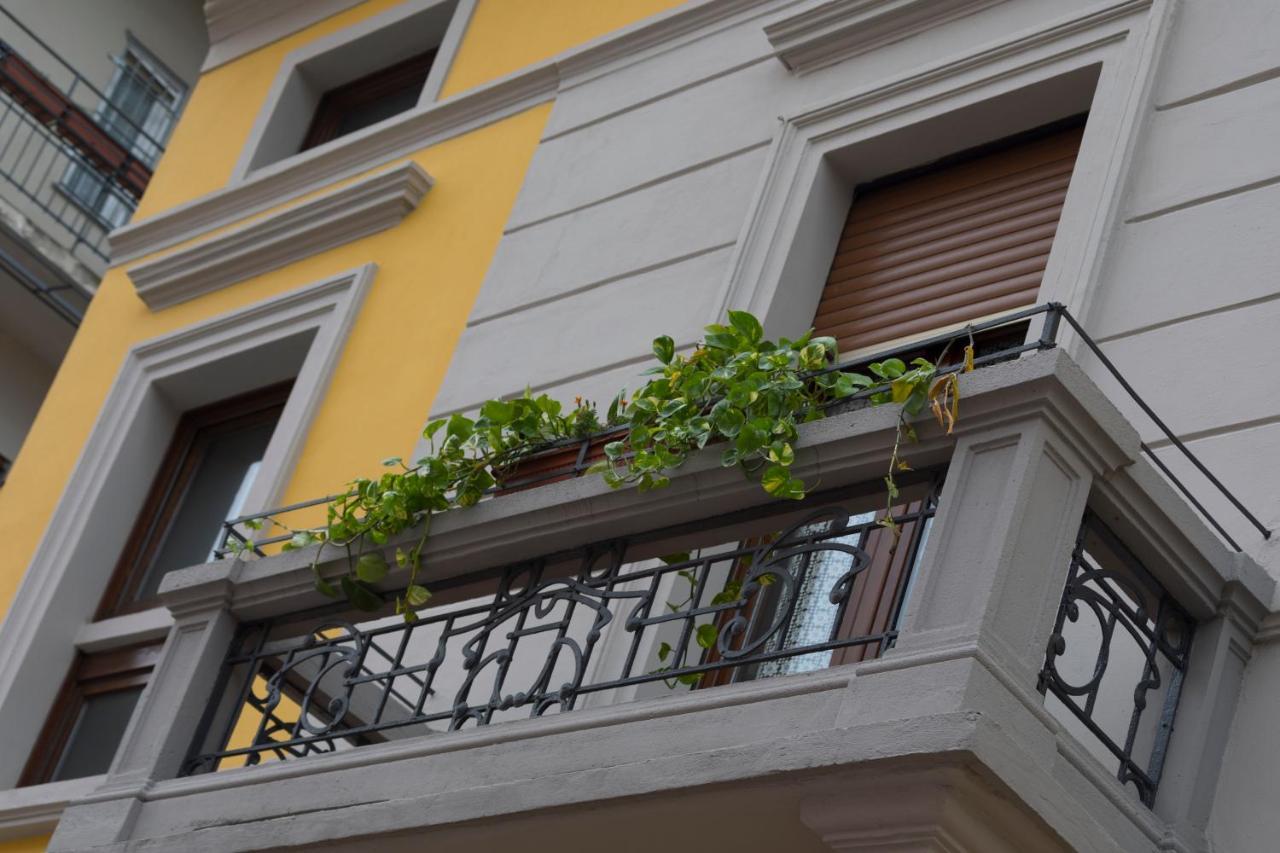 A Casa Di Anna, Elegant Flat In Cremonaアパートメント エクステリア 写真